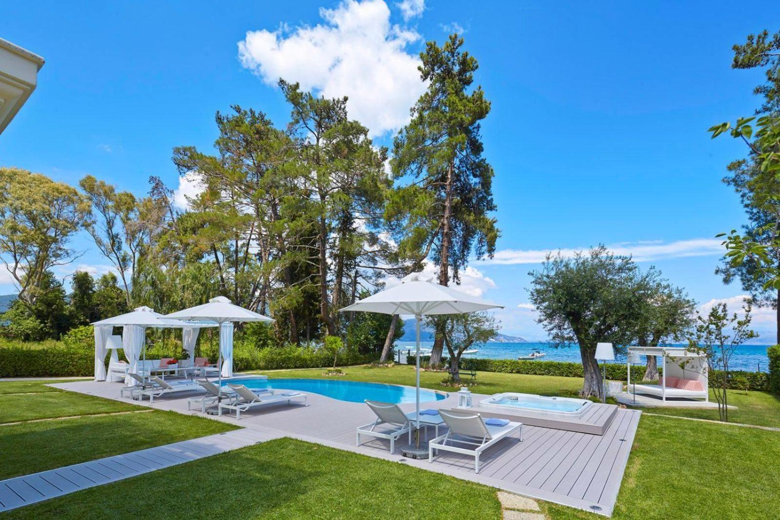 Resort Ikos